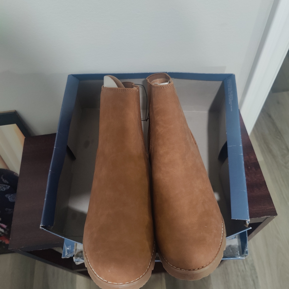 Brown Suede Ankle Boots - Picture 2 of 10